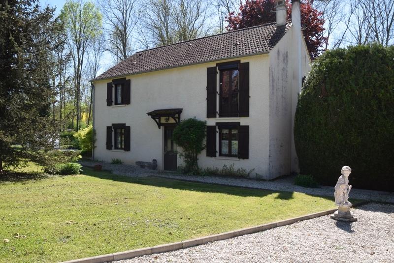 Maison - 143 m² - 7 pièces