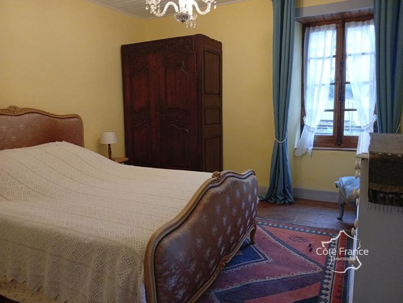 Villa - 192 m² - 7 pièces