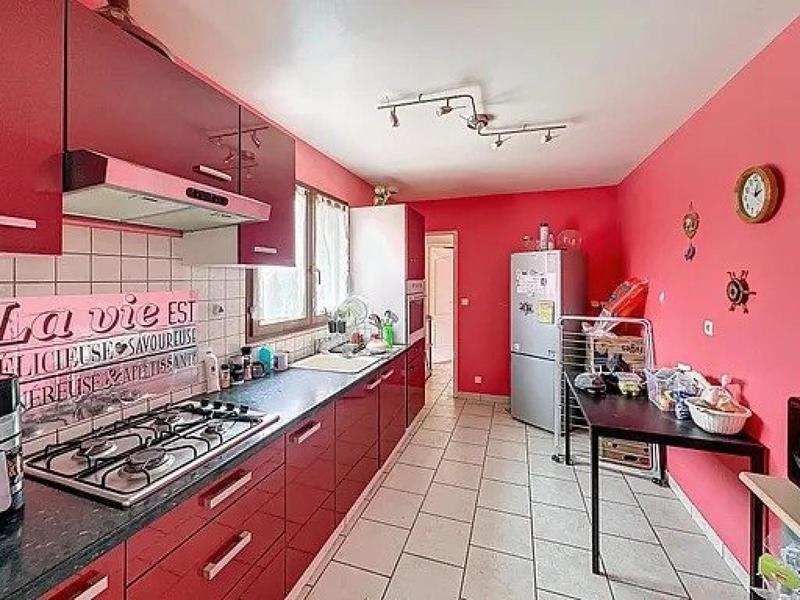 Maison - 100 m² - 6 pièces