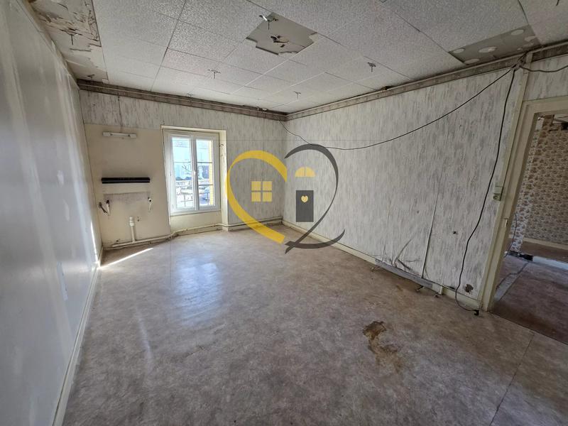 Immeuble mixte - 170 m² - 6 pièces