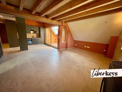 Appartement - 99 m² - 4 pièces