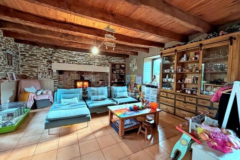 Maison en pierre - 110 m² - 5 pièces