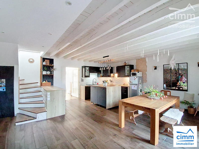 Maison - 155 m² - 6 pièces