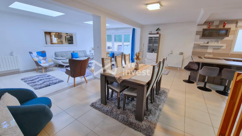 Maison - 122 m² - 6 pièces