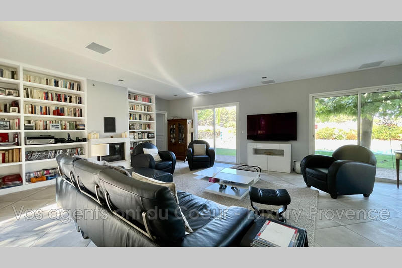 Bastide - 202 m² - 6 pièces