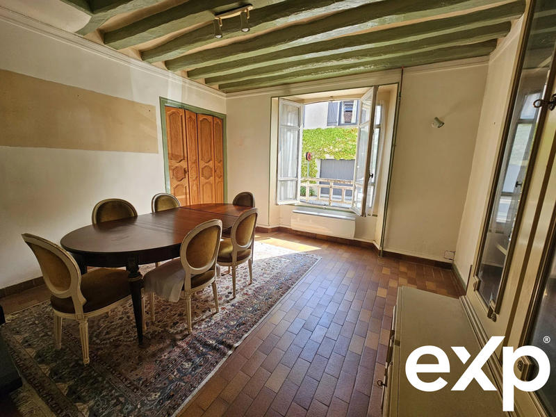 Maison traditionnelle - 112 m² - 5 pièces