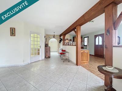 Maison - 141 m² - 5 pièces