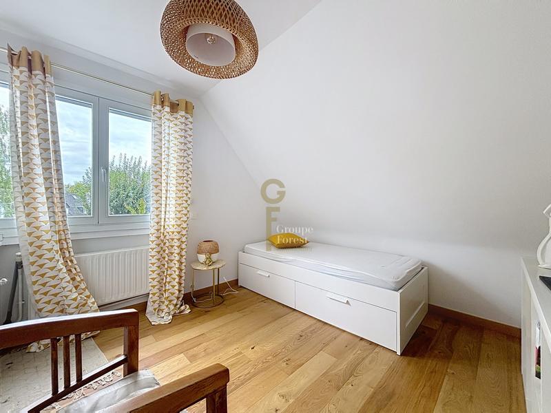 Maison - 300 m² - 10 pièces