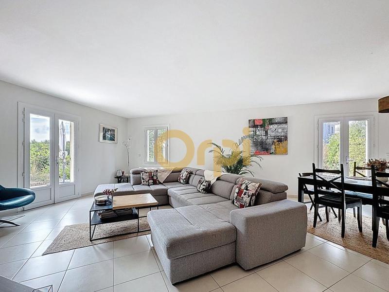 Maison - 160 m² - 5 pièces