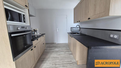 Maison - 104 m² - 5 pièces