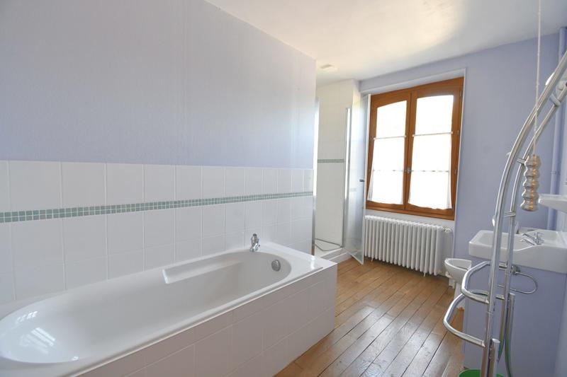 Maison ancienne - 120 m² - 5 pièces