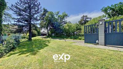 Villa - 219 m² - 9 pièces