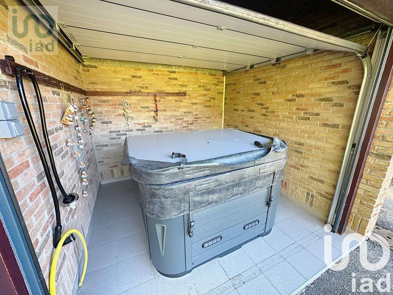 Maison - 185 m² - 8 pièces