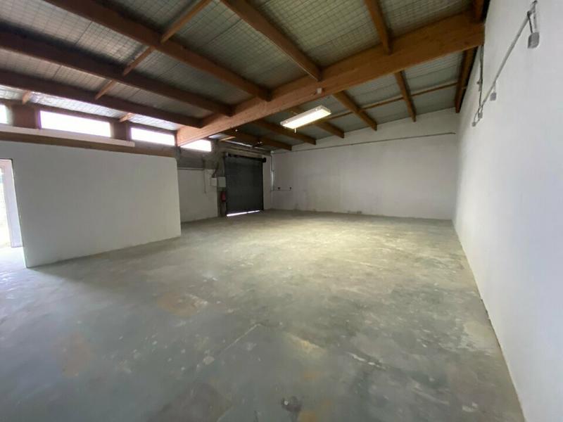 Atelier d'activités - 120 m²