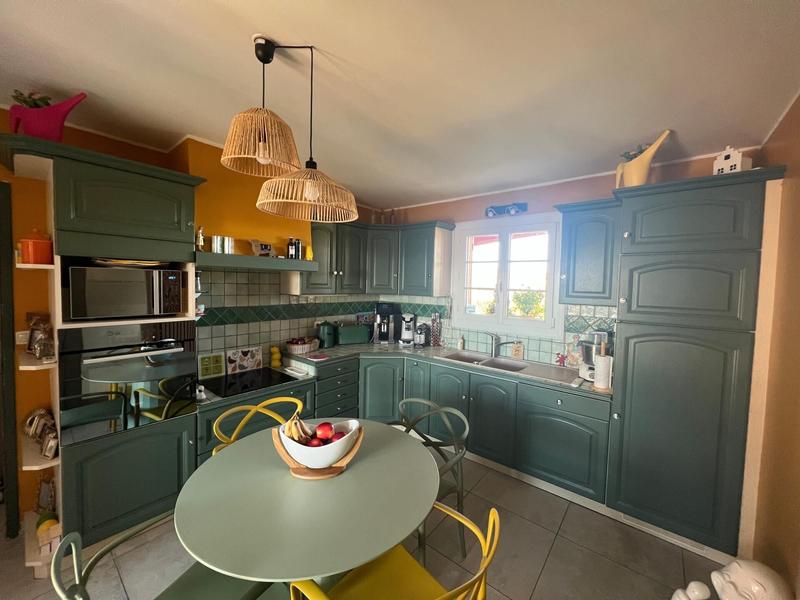 Maison - 195 m² - 7 pièces