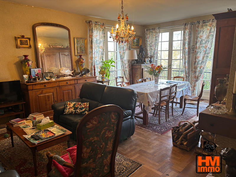 Maison - 164 m² - 8 pièces