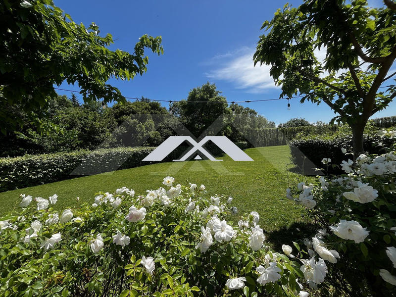 Maison contemporaine - 280 m² - 7 pièces