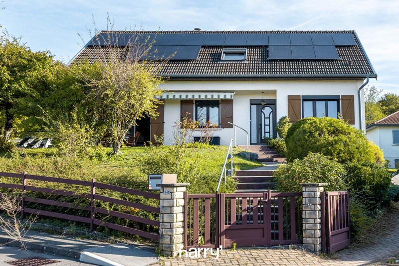 Maison - 183 m² - 7 pièces