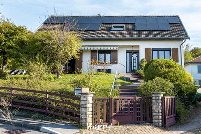 Maison - 183 m² - 7 pièces