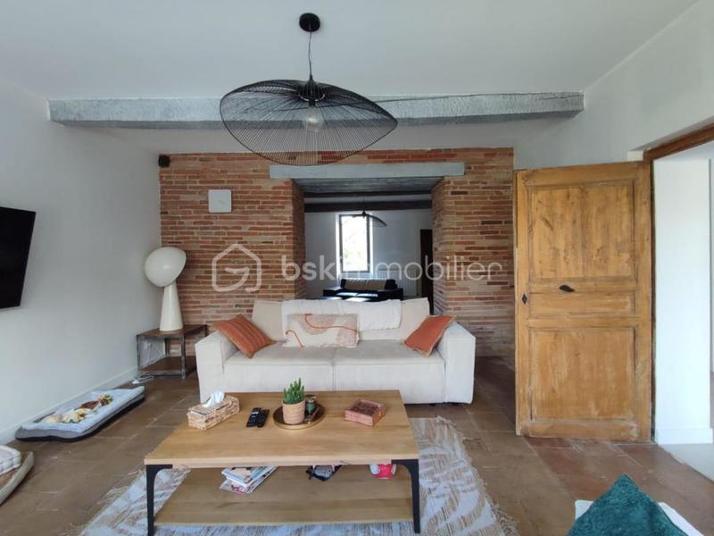 Corps de ferme - 315 m² - 10 pièces