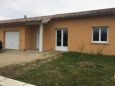 Maison - 90 m² - 4 pièces