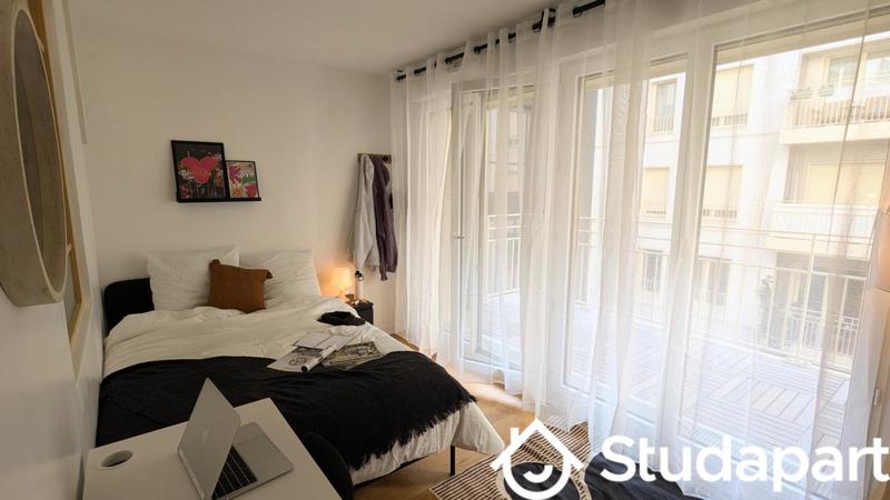 Chambre - 11 m² - 1 pièce