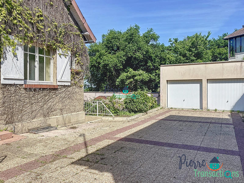 Maison - 120 m² - 3 pièces