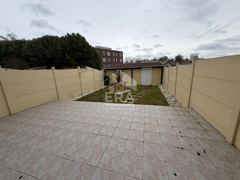 Maison - 80 m² - 4 pièces