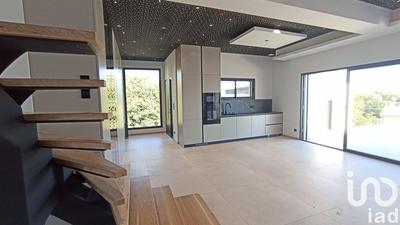 Maison - 182 m² - 5 pièces