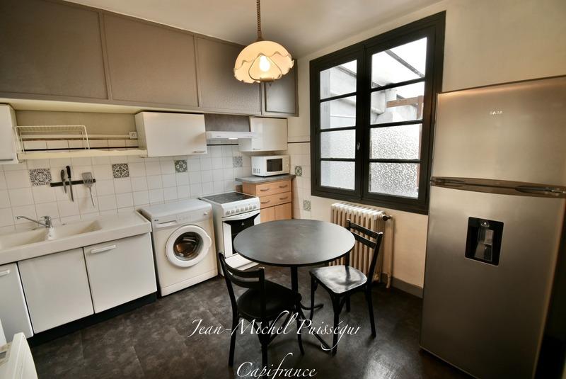 Immeuble - 220 m² - 8 pièces