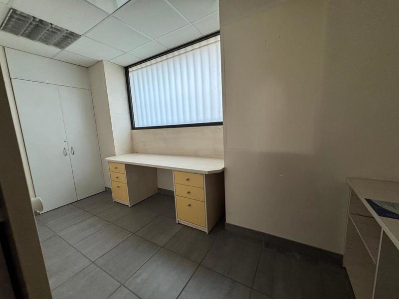 Local commercial - 128 m²