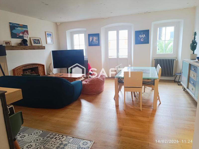 Appartement - 158 m² - 5 pièces