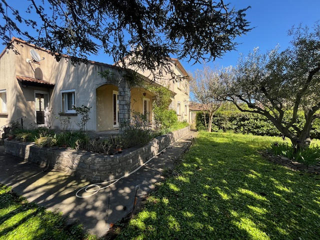 Maison - 162 m² - 6 pièces