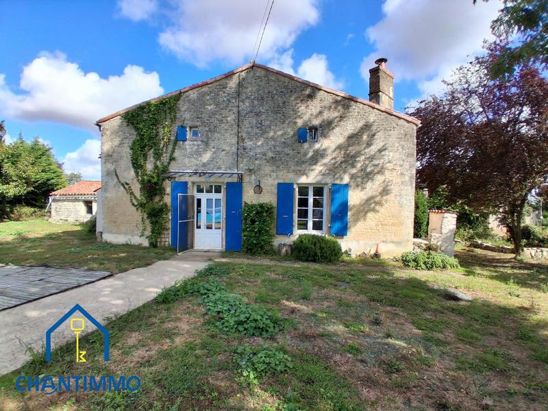 Maison - 210 m² - 6 pièces