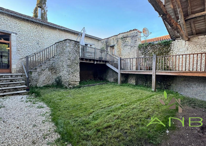 Maison ancienne - 180 m² - 7 pièces