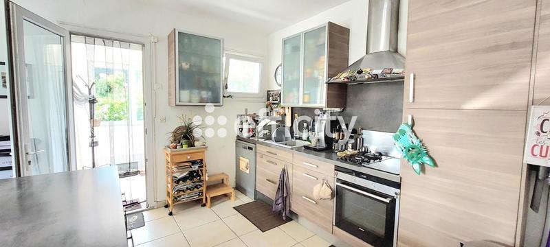 Villa - 180 m² - 7 pièces