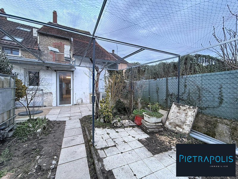 Maison - 106 m² - 4 pièces