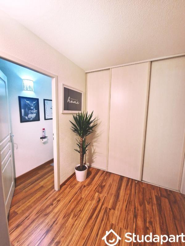 Chambre - 14 m² - 1 pièce