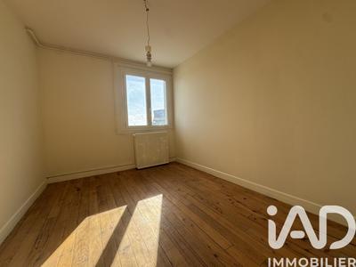 Appartement - 84 m² - 5 pièces