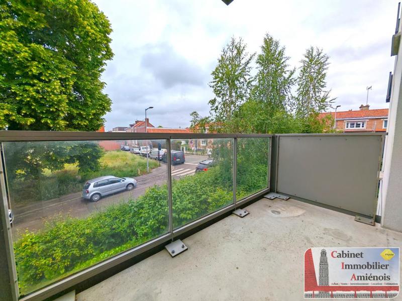 Studio - 30 m² - 1 pièce