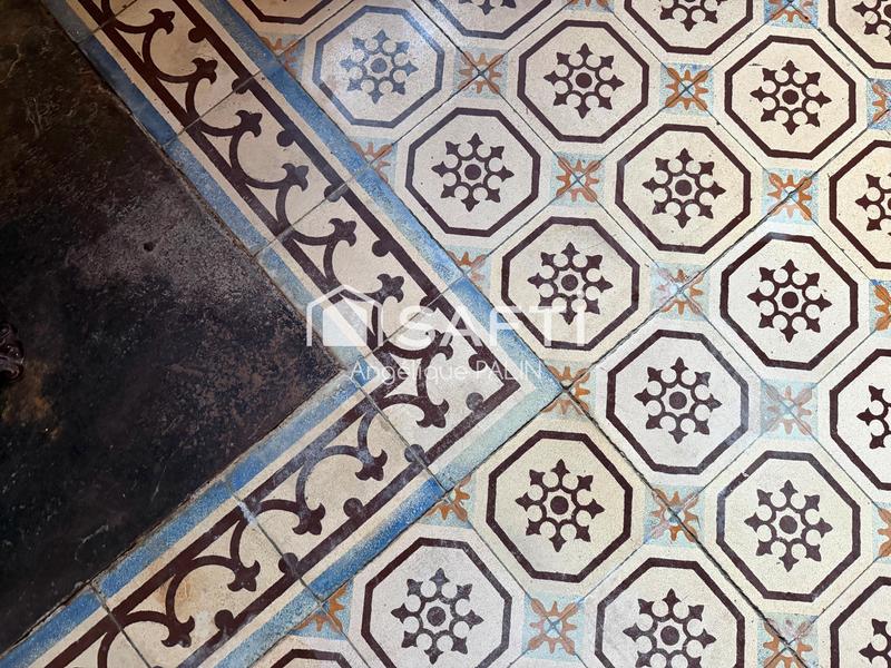 Maison - 180 m² - 6 pièces