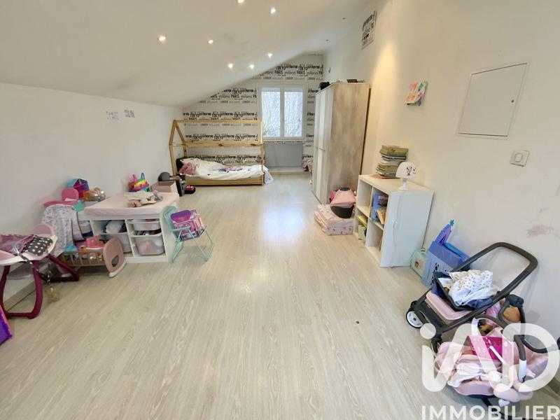 Maison - 101 m² - 5 pièces