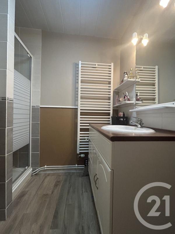 Appartement - 102 m² - 4 pièces