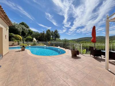 Maison - 150 m² - 7 pièces