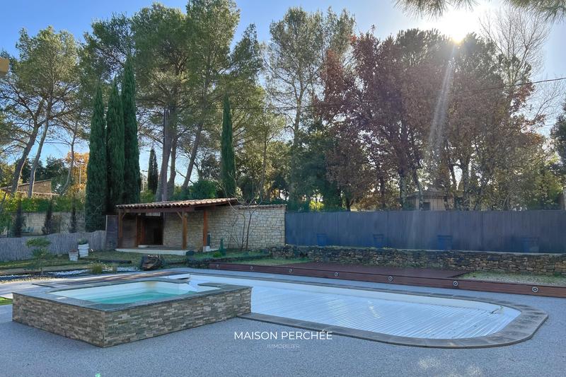 Villa - 196 m² - 7 pièces