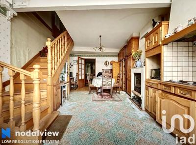 Maison - 172 m² - 8 pièces