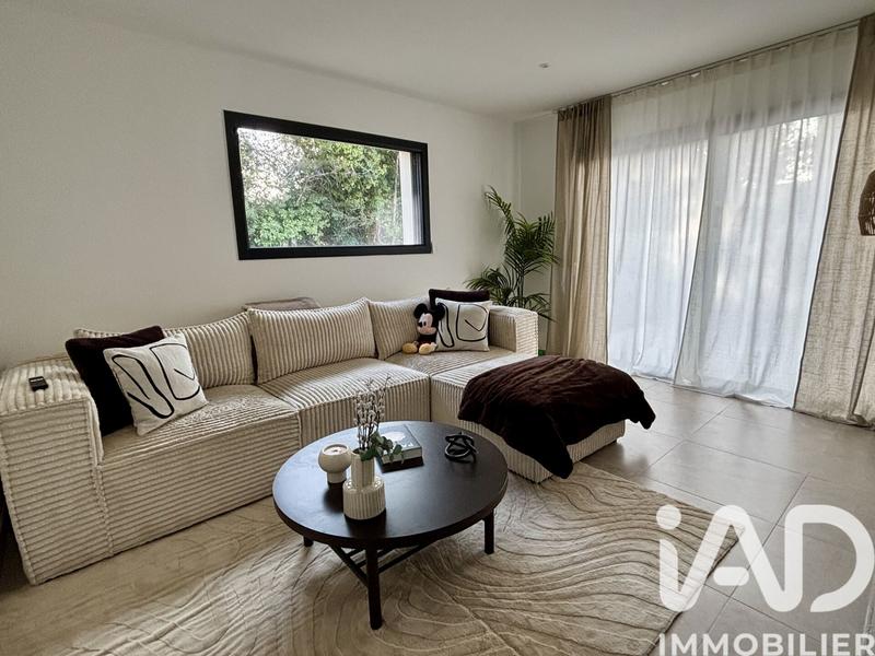 Maison - 110 m² - 6 pièces