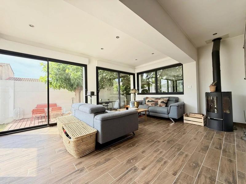 Villa - 167 m² - 7 pièces