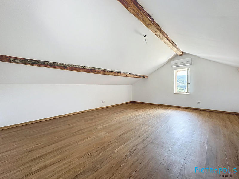 Maison ancienne - 112 m² - 5 pièces