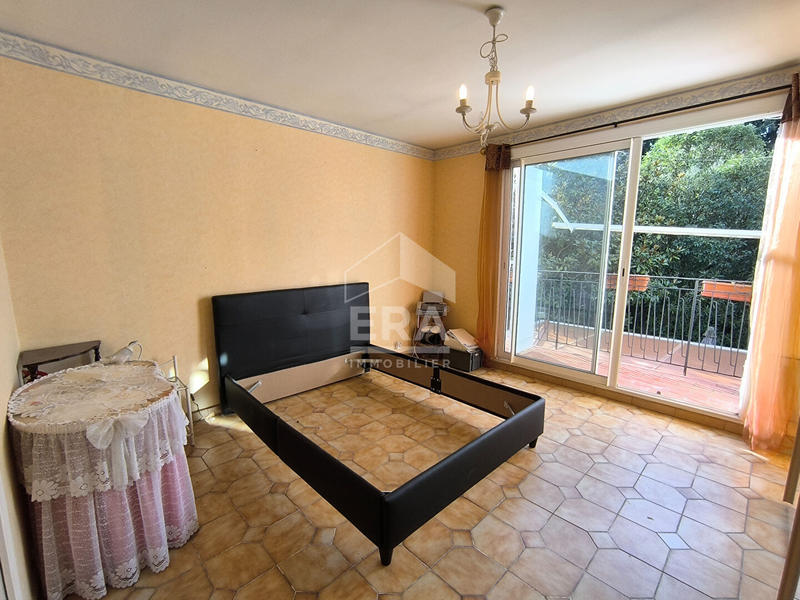 Maison - 121 m² - 6 pièces